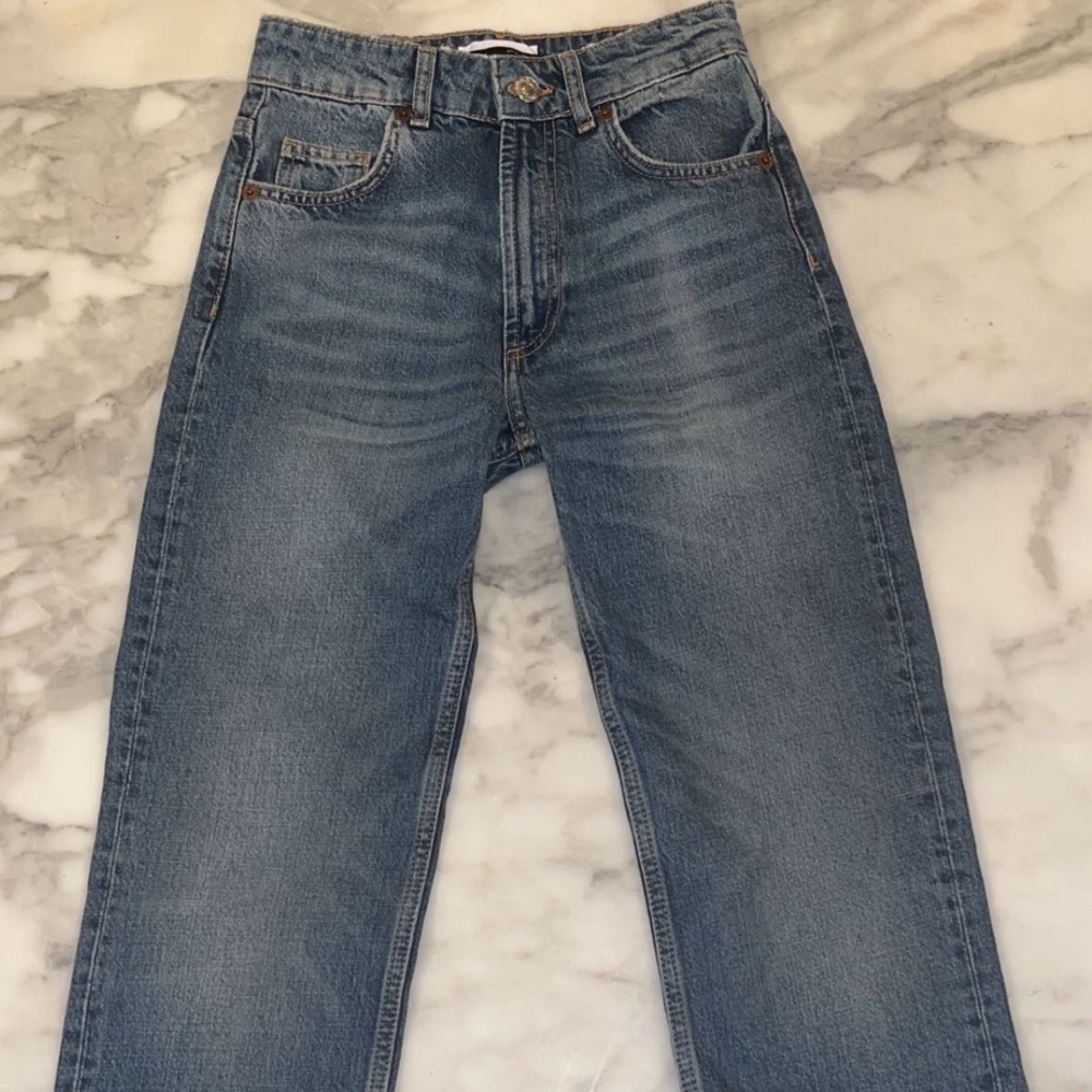 Zara straight legged jeans!